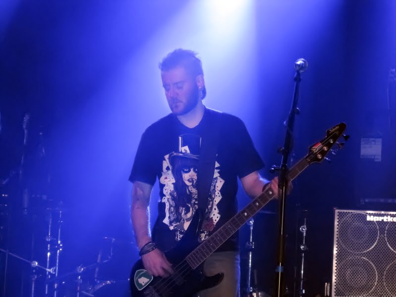 Dale Stewart of Seether wearing La Catrina Tee