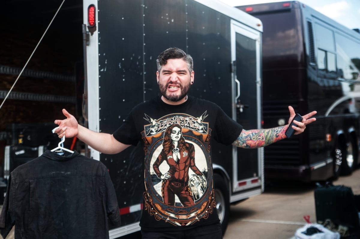 Eddie Hermida of Suicide Silence wears Barmetal
