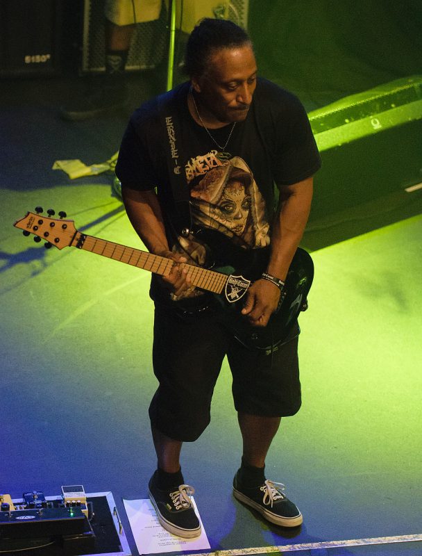 Ernie C of legendary Body Count wearing La Catrina Tee